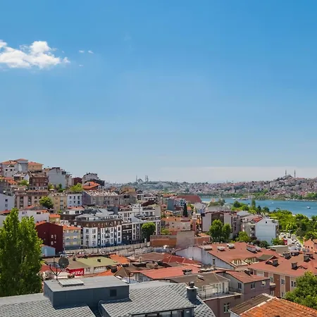Sea View Duplex W Terrace In Goldenhorn * Istanbul